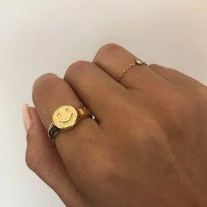 Smiley Face Ring